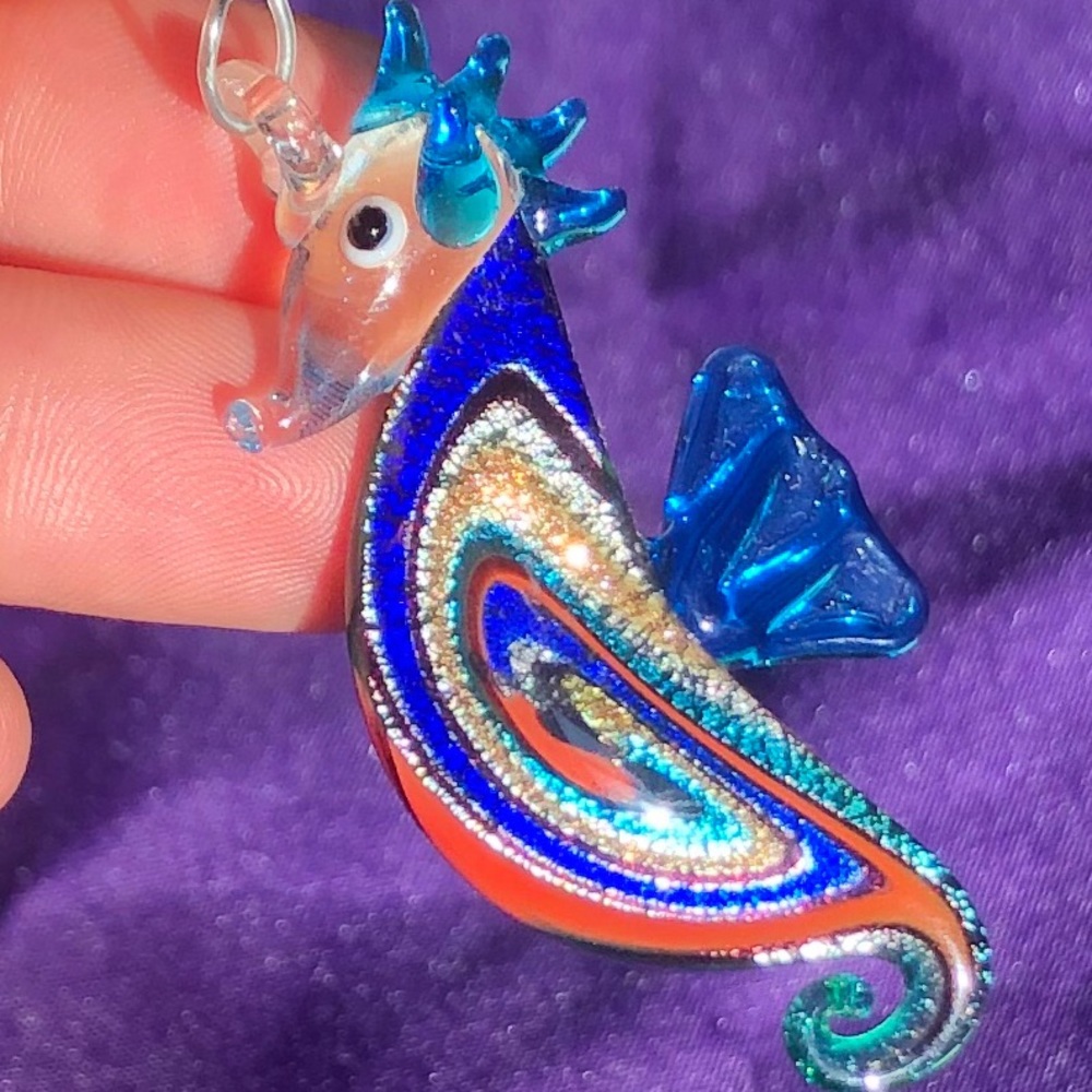 Glass Seahorse Pendant (velvet bag included)